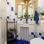2 Bedroom Awesome In Apartamento *