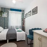2 Bedroom Awesome In